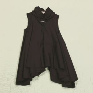 Adorable black sleeveless pleated  by Style .